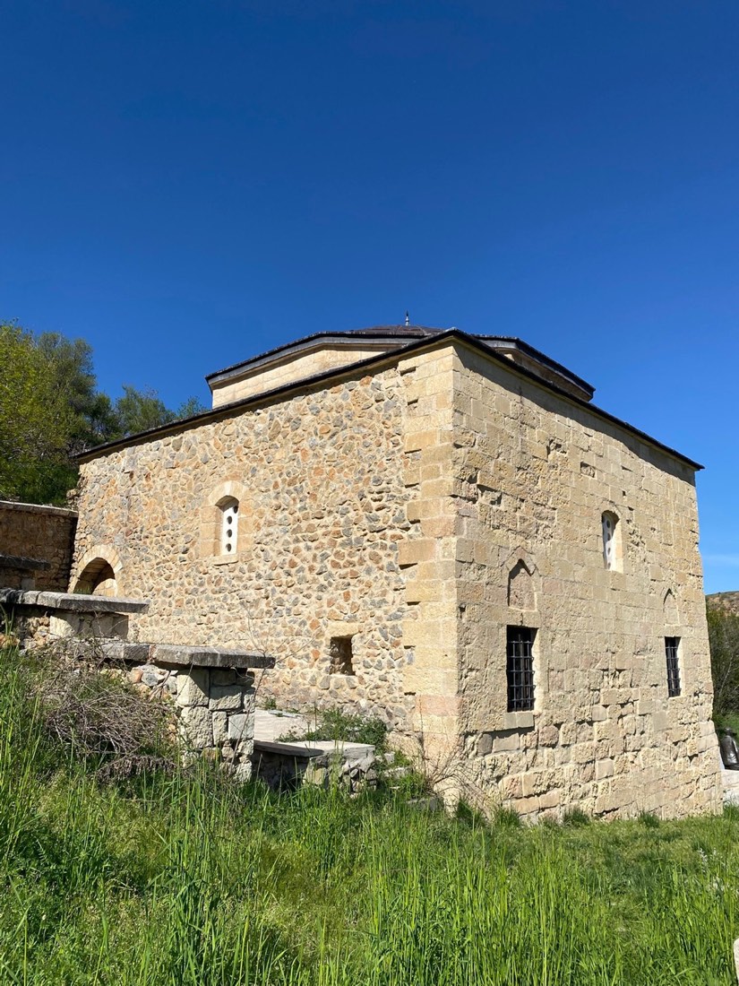 Molla Eyüp Kütüphanesi